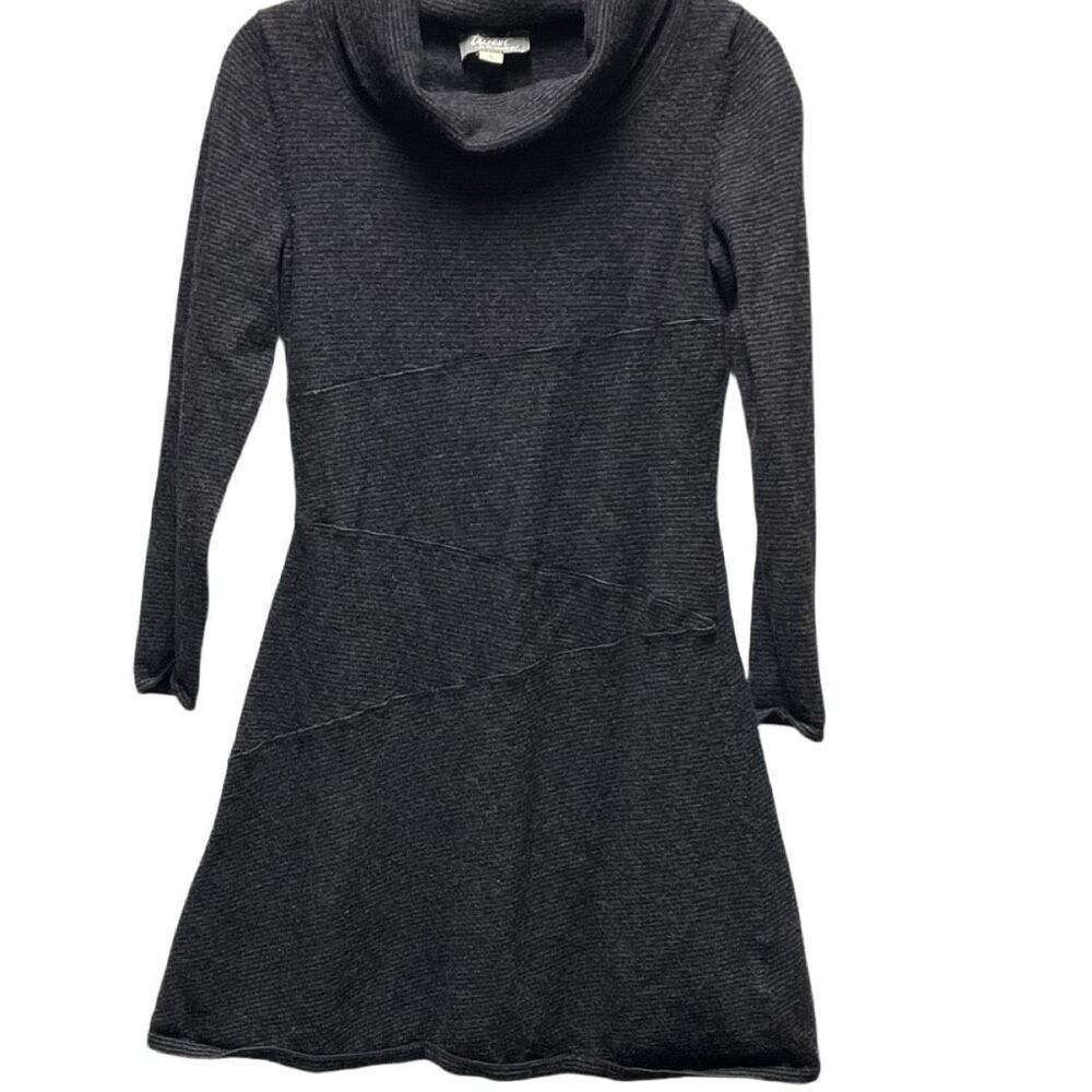 Twist by the sweater girl size L runs S 100% Merino wool.